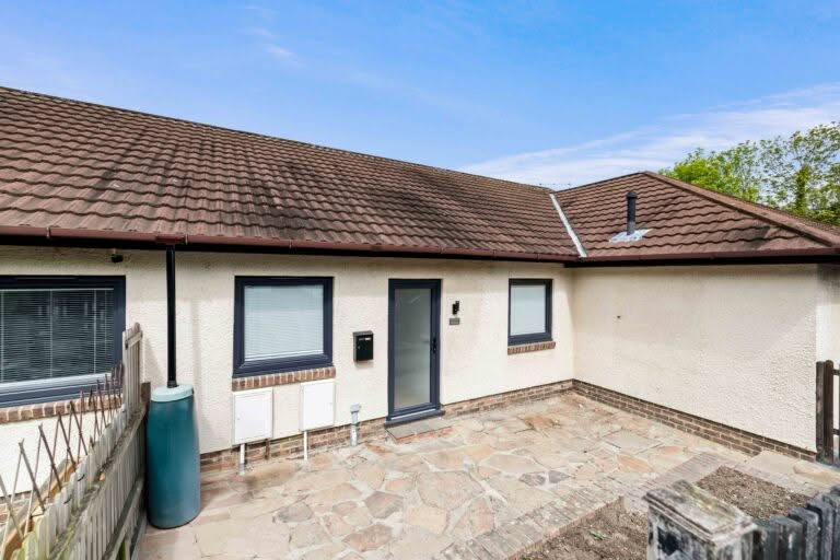 2 bedroom Bungalow in Dover, Kent