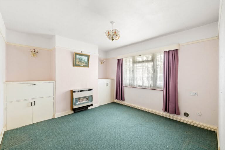 4 bedroom Detached House in Dover, Kent