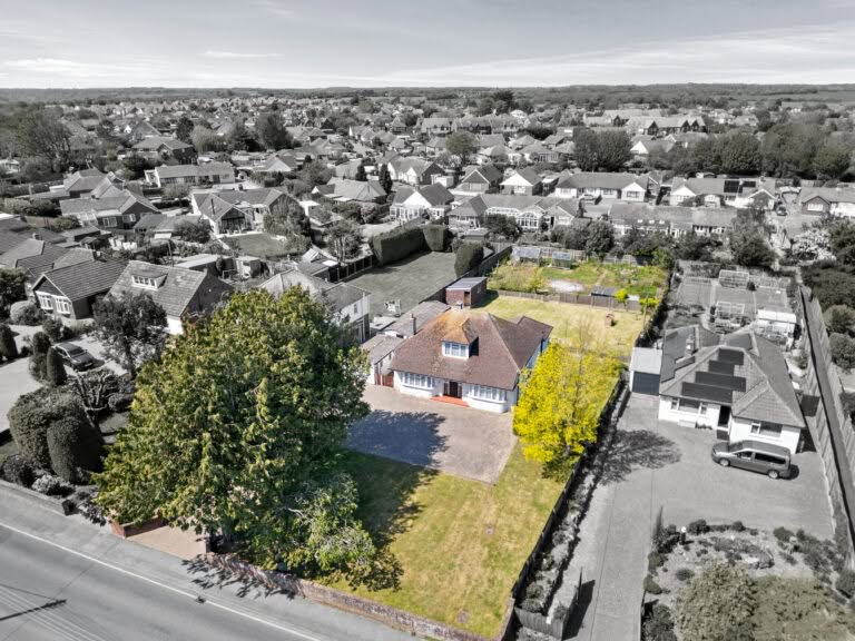 4 bedroom Detached House in Dover, Kent