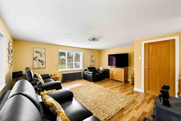 4 bedroom Detached House in Folkestone, Kent