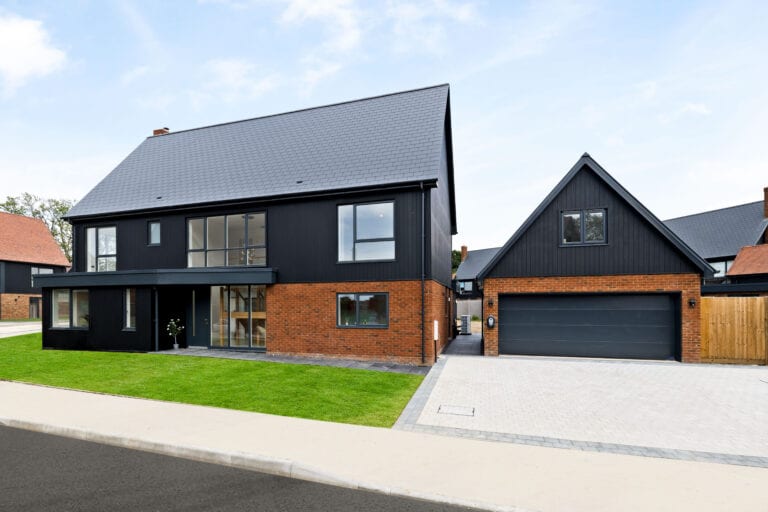 5 bedroom Detached House in Folkestone, Kent