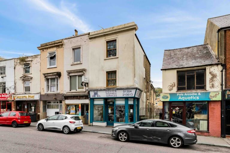 2 bedroom Maisonette in Dover, Kent