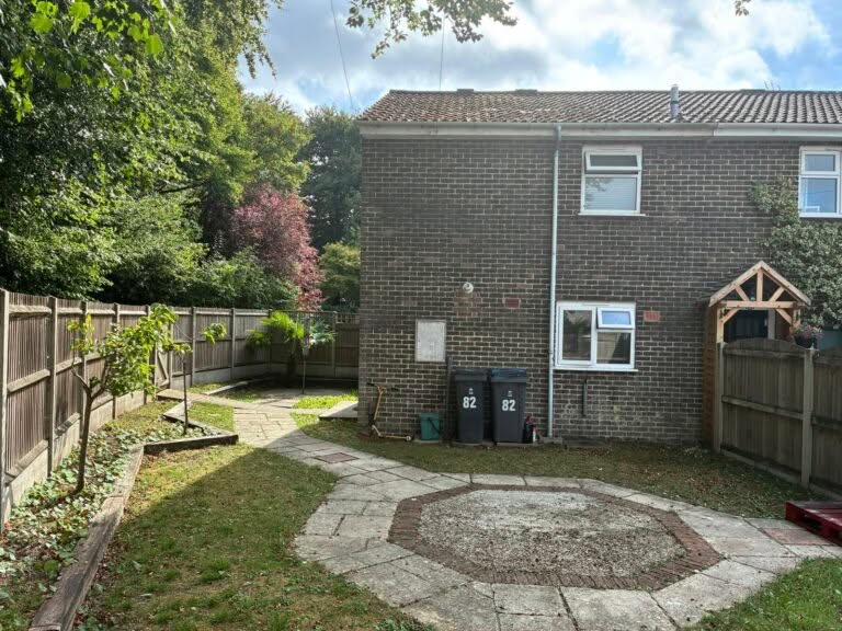 2 bedroom End of Terrace House in Dover, Kent