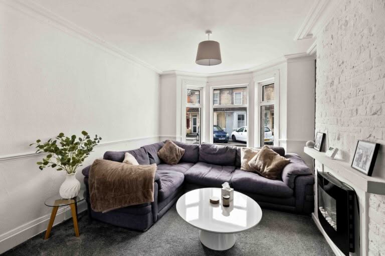 3 bedroom Terraced House in Folkestone, Kent