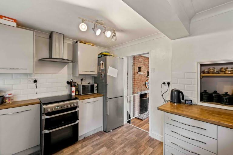 3 bedroom Terraced House in Dover, Kent