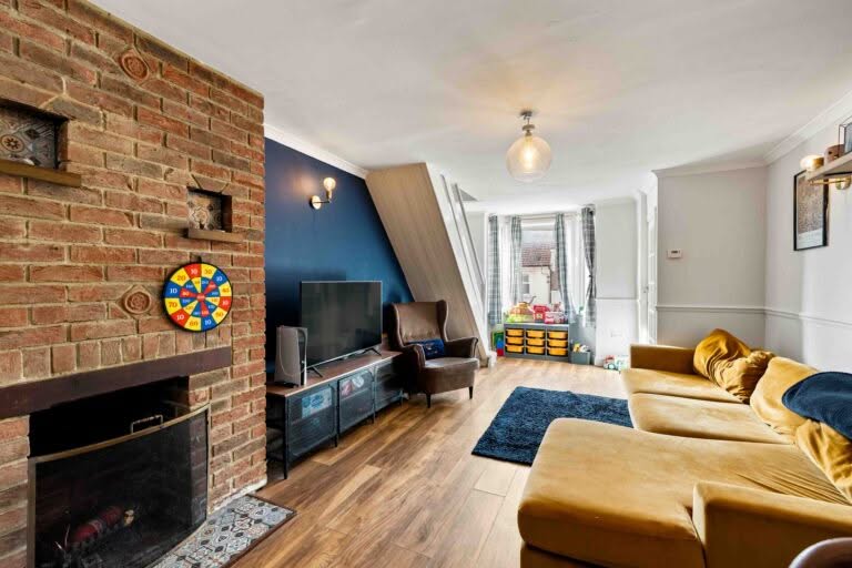 3 bedroom Terraced House in Dover, Kent