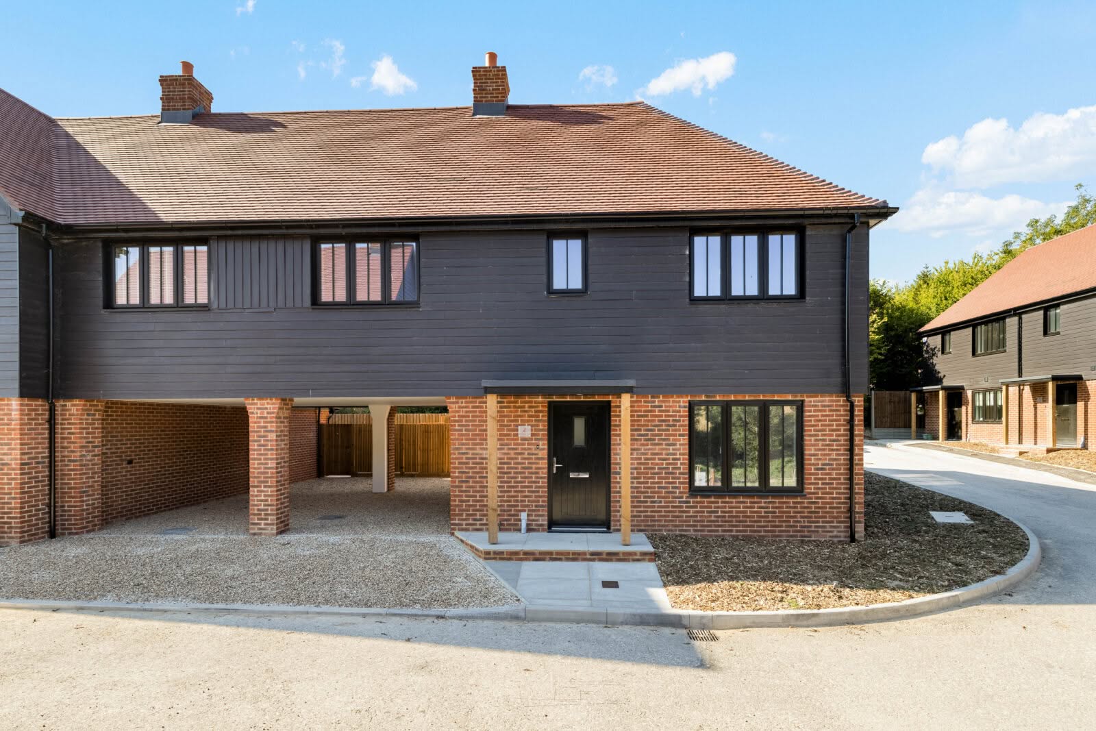 4 bedroom Link Detached House in Dover, Kent