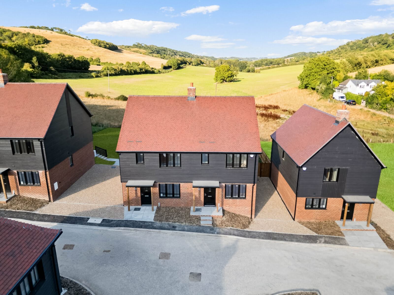 3 bedroom Semi-Detached House in Dover, Kent