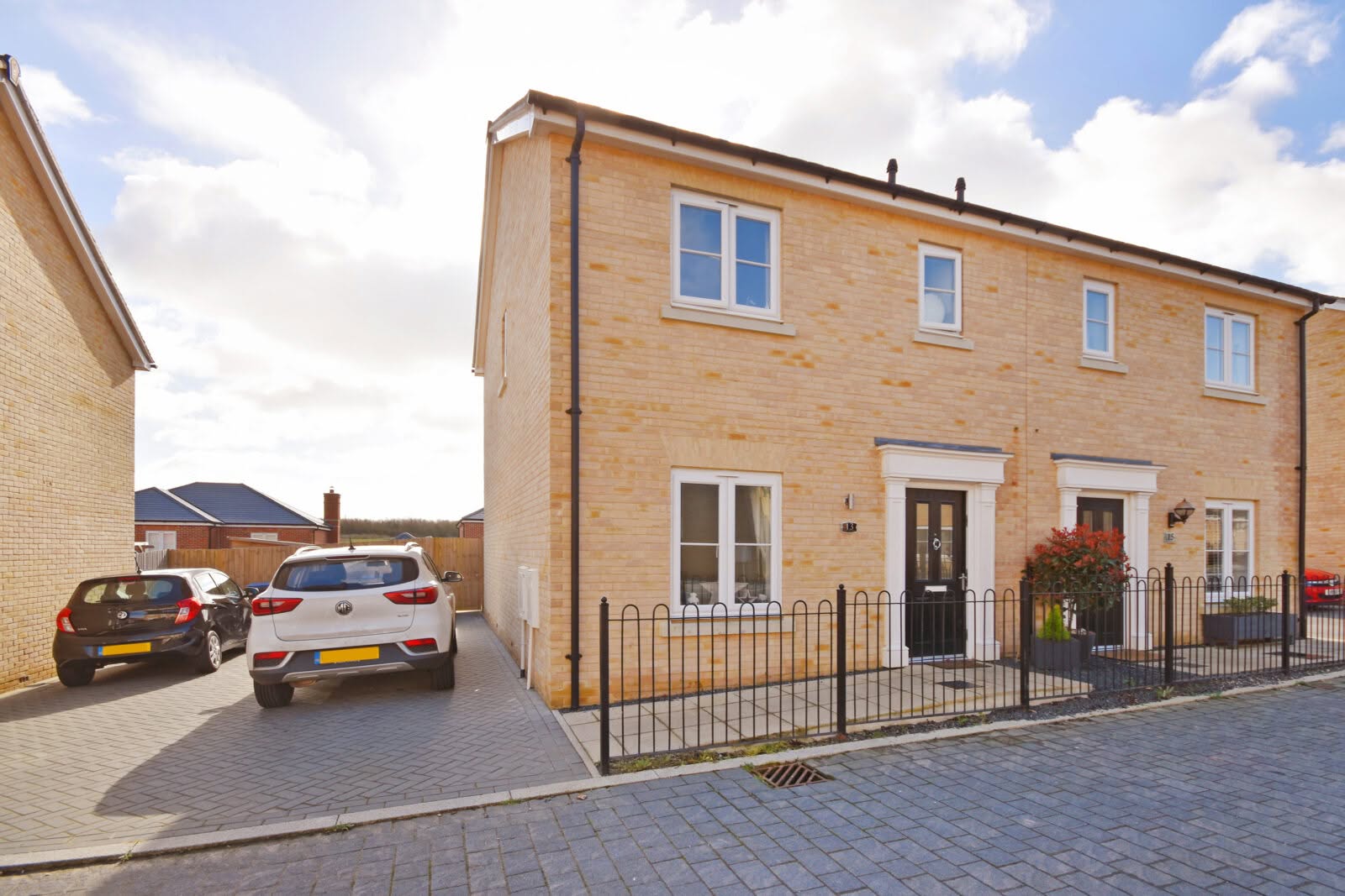 3 bedroom Semi-Detached House in Dover, Kent