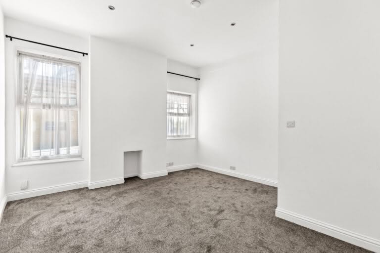 1 bedroom Apartment in Kent