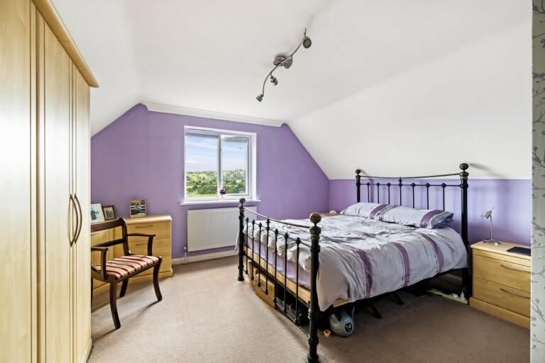 3 bedroom Semi-Detached House in Dover, Kent