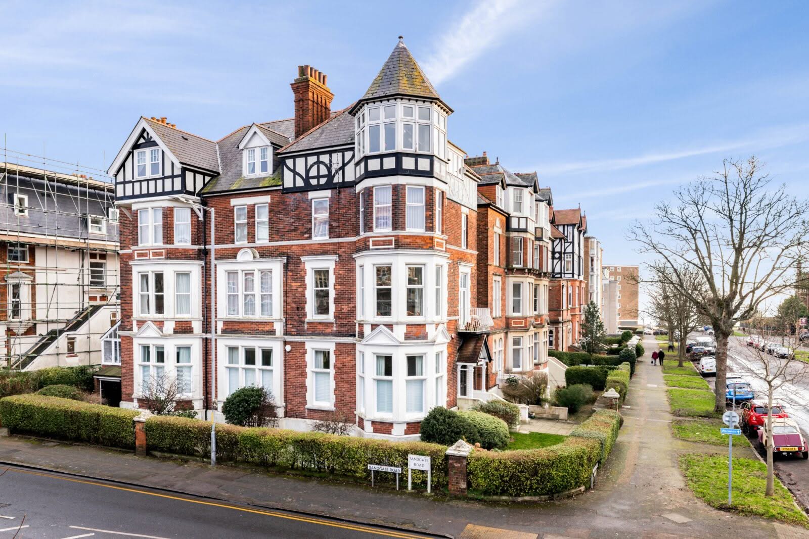 3 bedroom Flat in Folkestone, Kent
