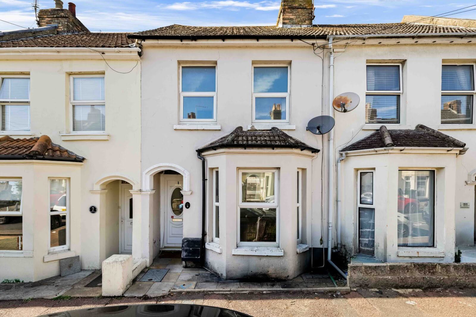 2 bedroom Terraced House in Folkestone, Kent