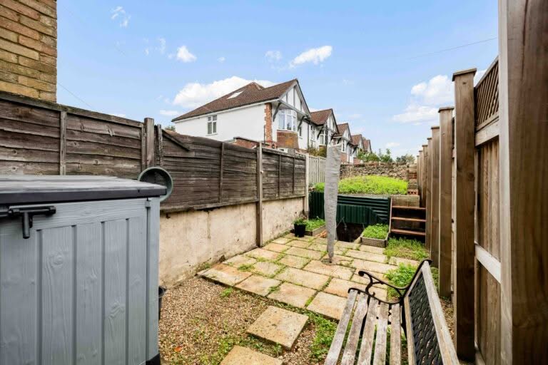 2 bedroom End of Terrace House in Dover, Kent