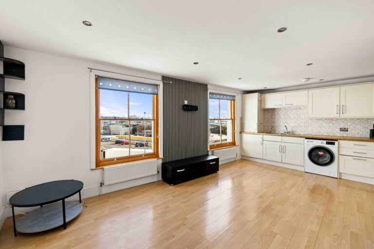 1 bedroom Flat in Dover, Kent