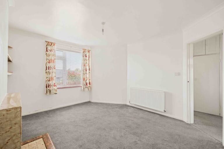 2 bedroom Terraced House in Dover, Kent