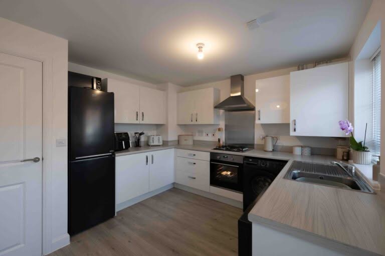3 bedroom Semi-Detached House in Dover, Kent
