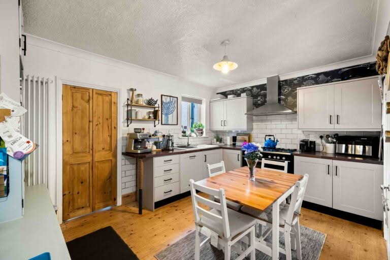 2 bedroom Terraced House in Dover, Kent