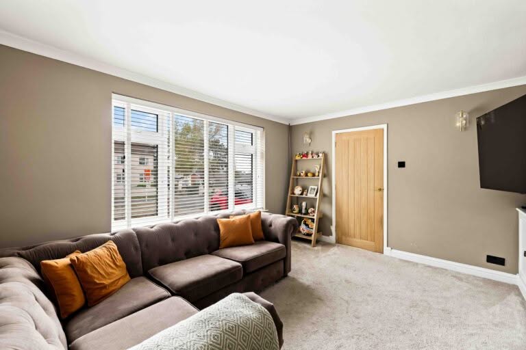 3 bedroom Bungalow in Dover, Kent